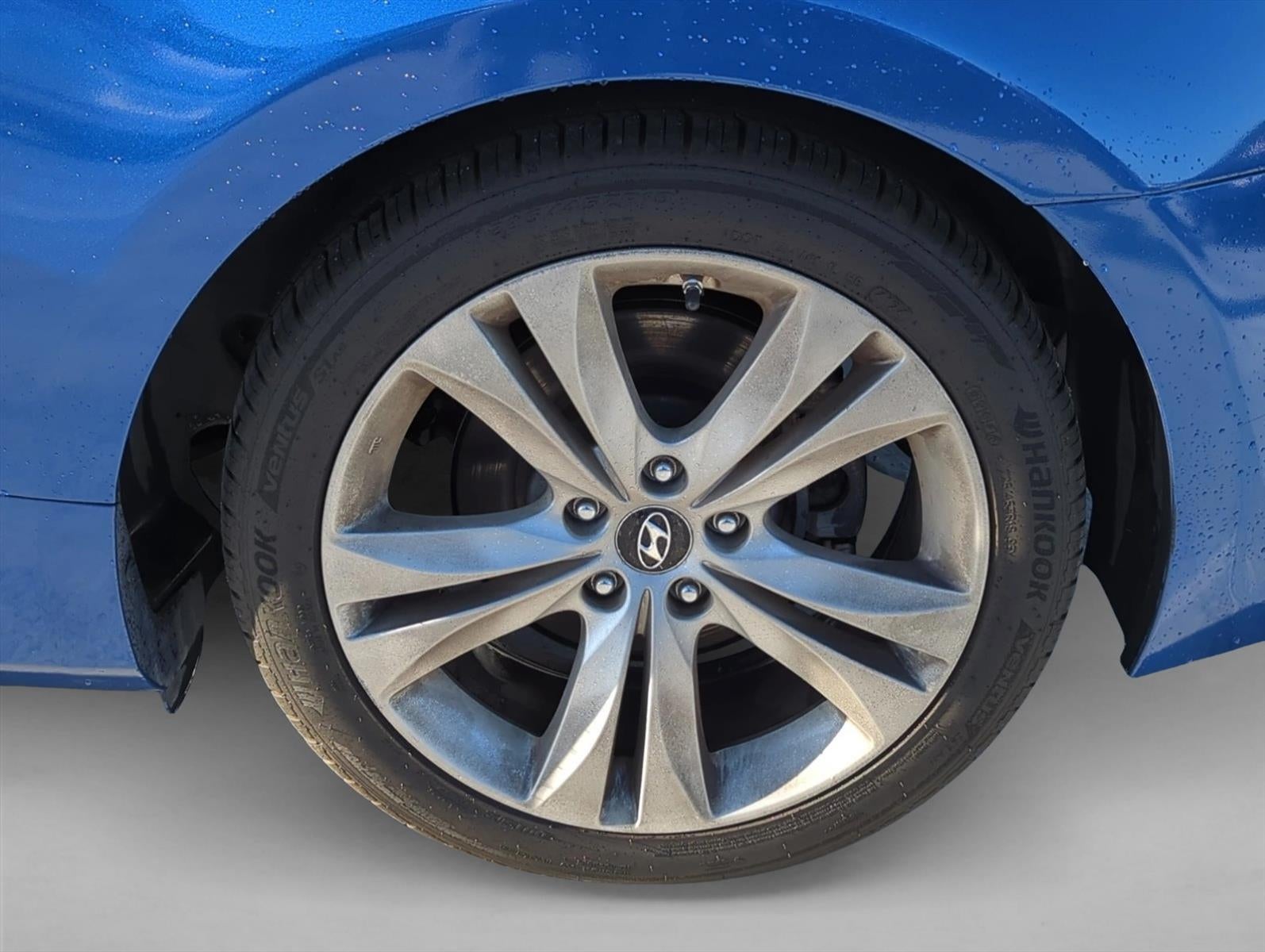 2011 Hyundai GENESIS Coupe 2dr 2.0T Auto Premium