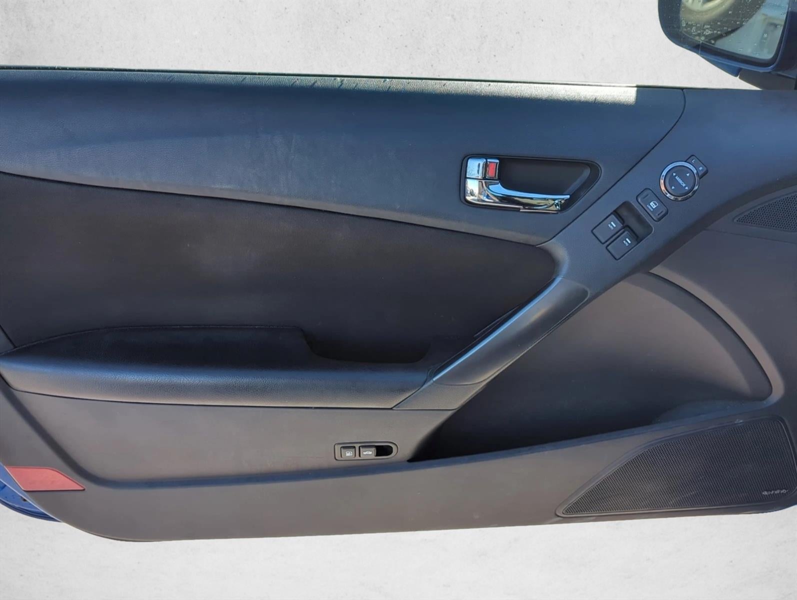 2011 Hyundai GENESIS Coupe 2dr 2.0T Auto Premium