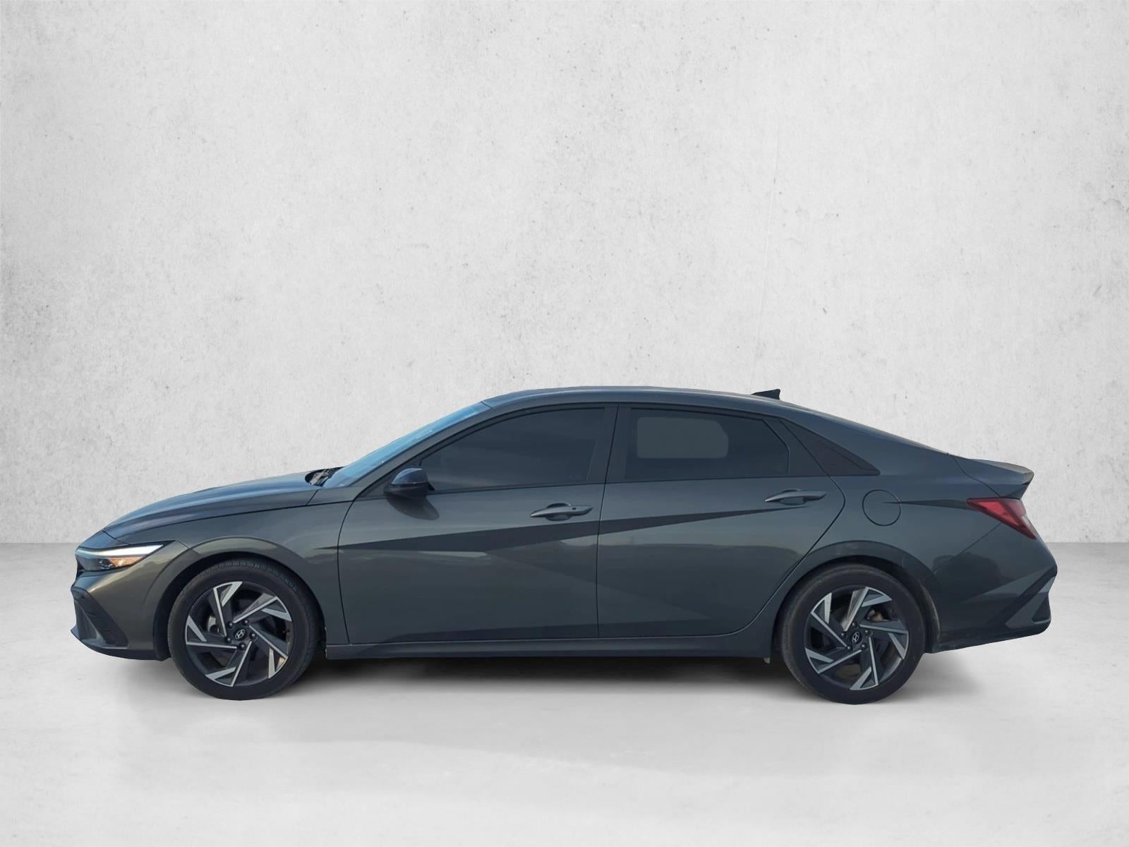 2025 Hyundai ELANTRA SEL Sport IVT