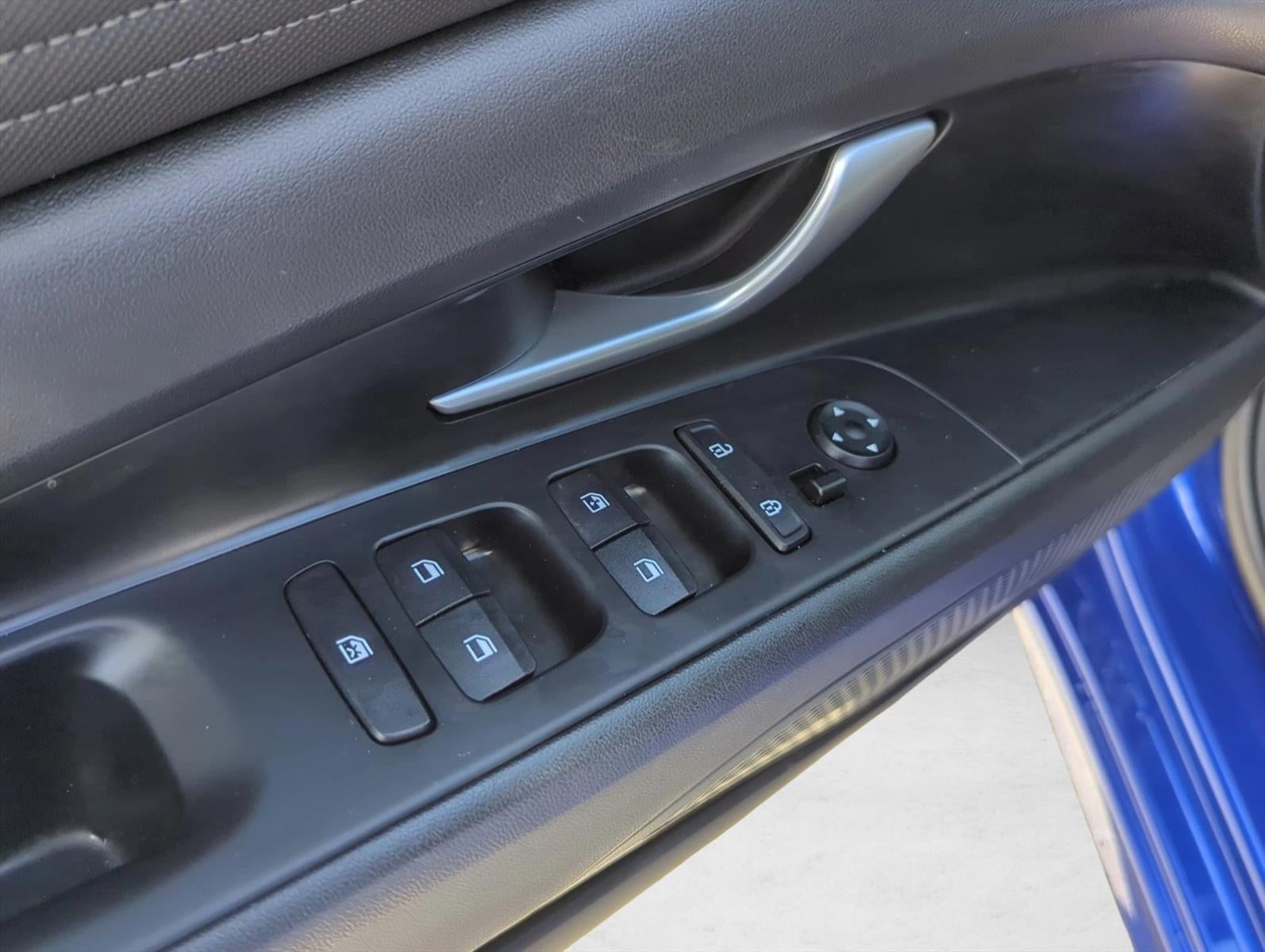 2023 Hyundai ELANTRA SEL IVT