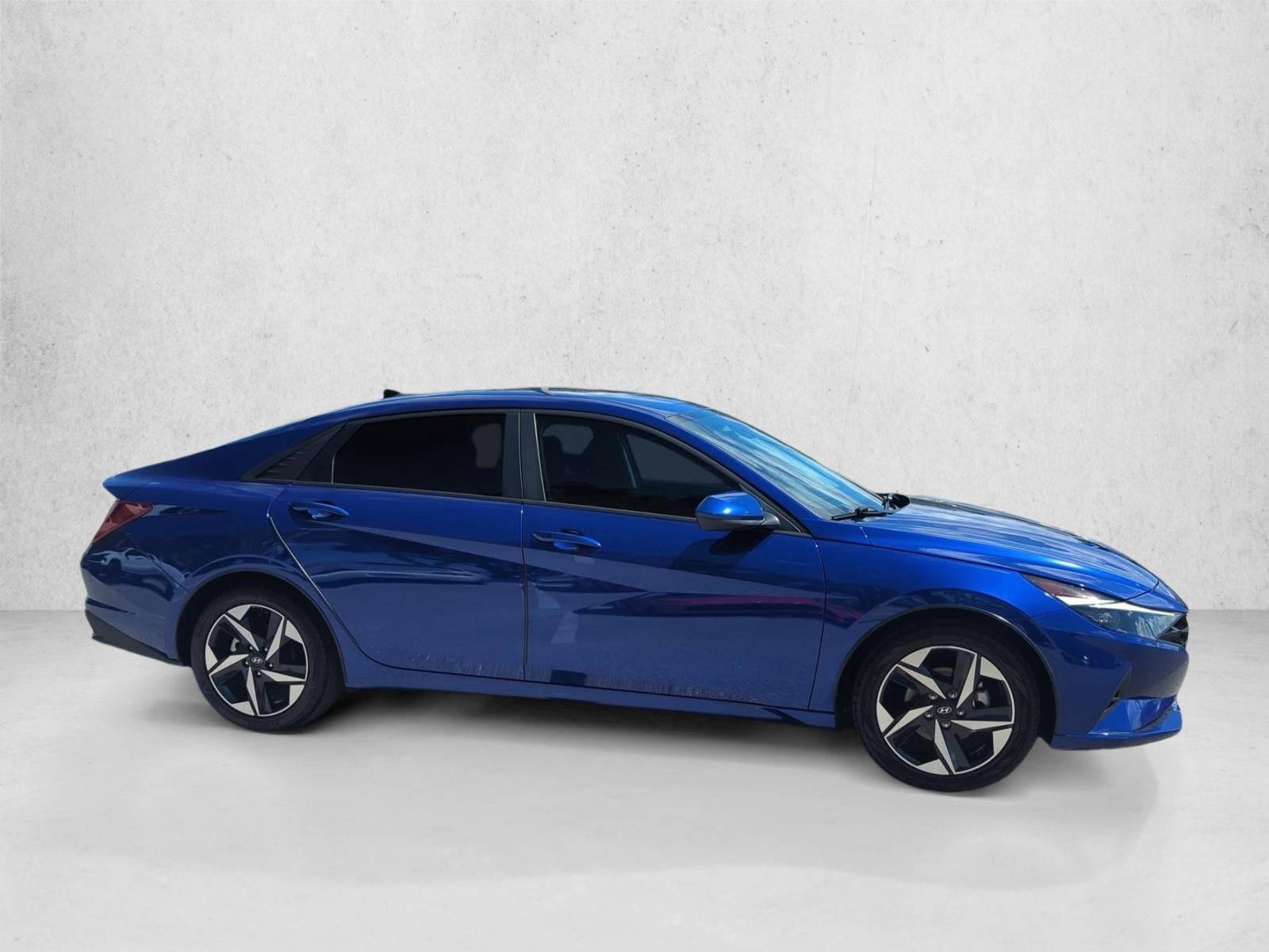 2023 Hyundai ELANTRA SEL IVT