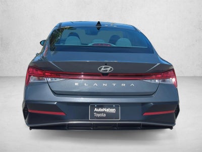 2025 Hyundai ELANTRA SEL Convenience IVT