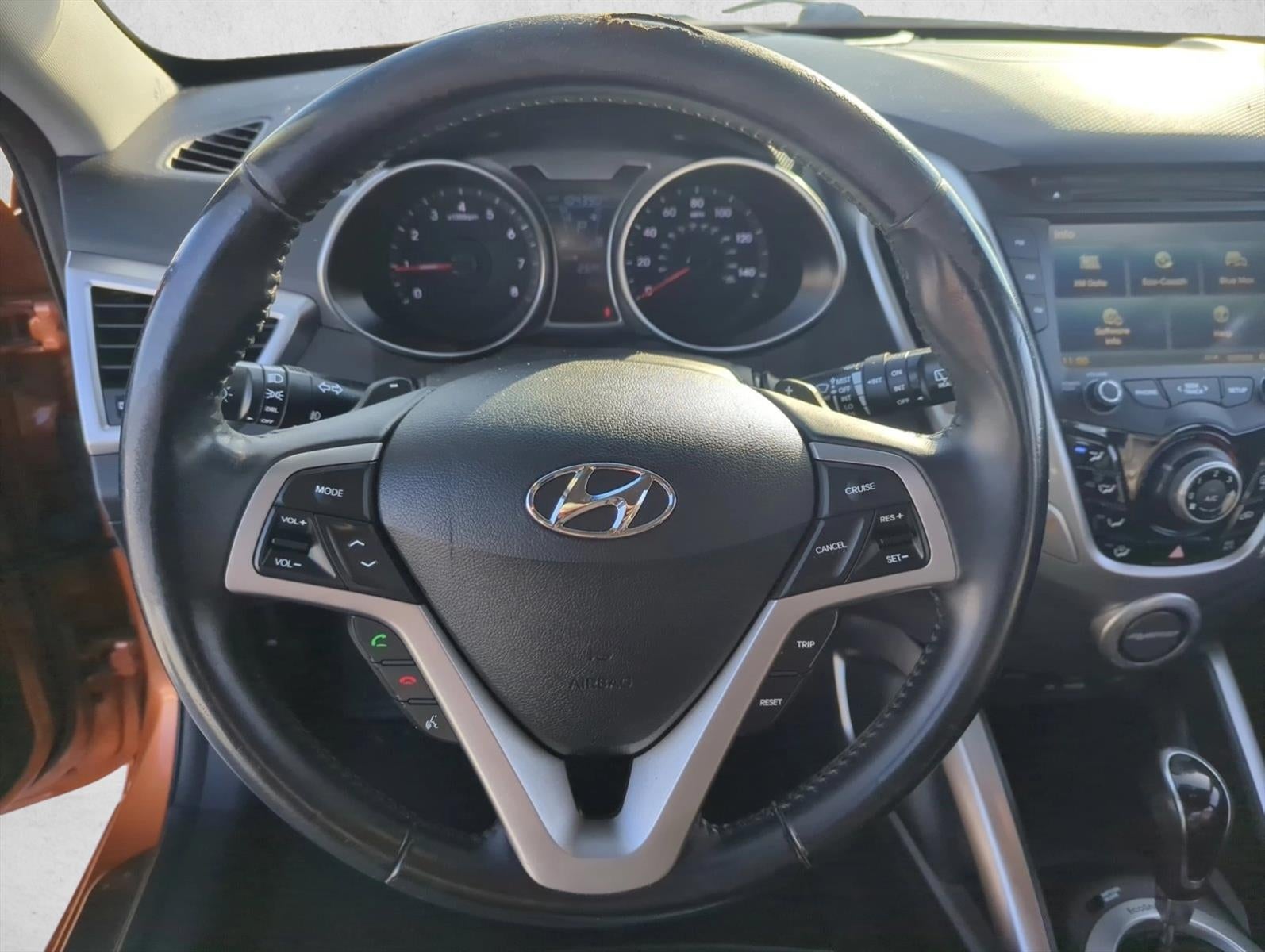 2015 Hyundai VELOSTER 3dr Cpe Auto RE:FLEX w/Black Int