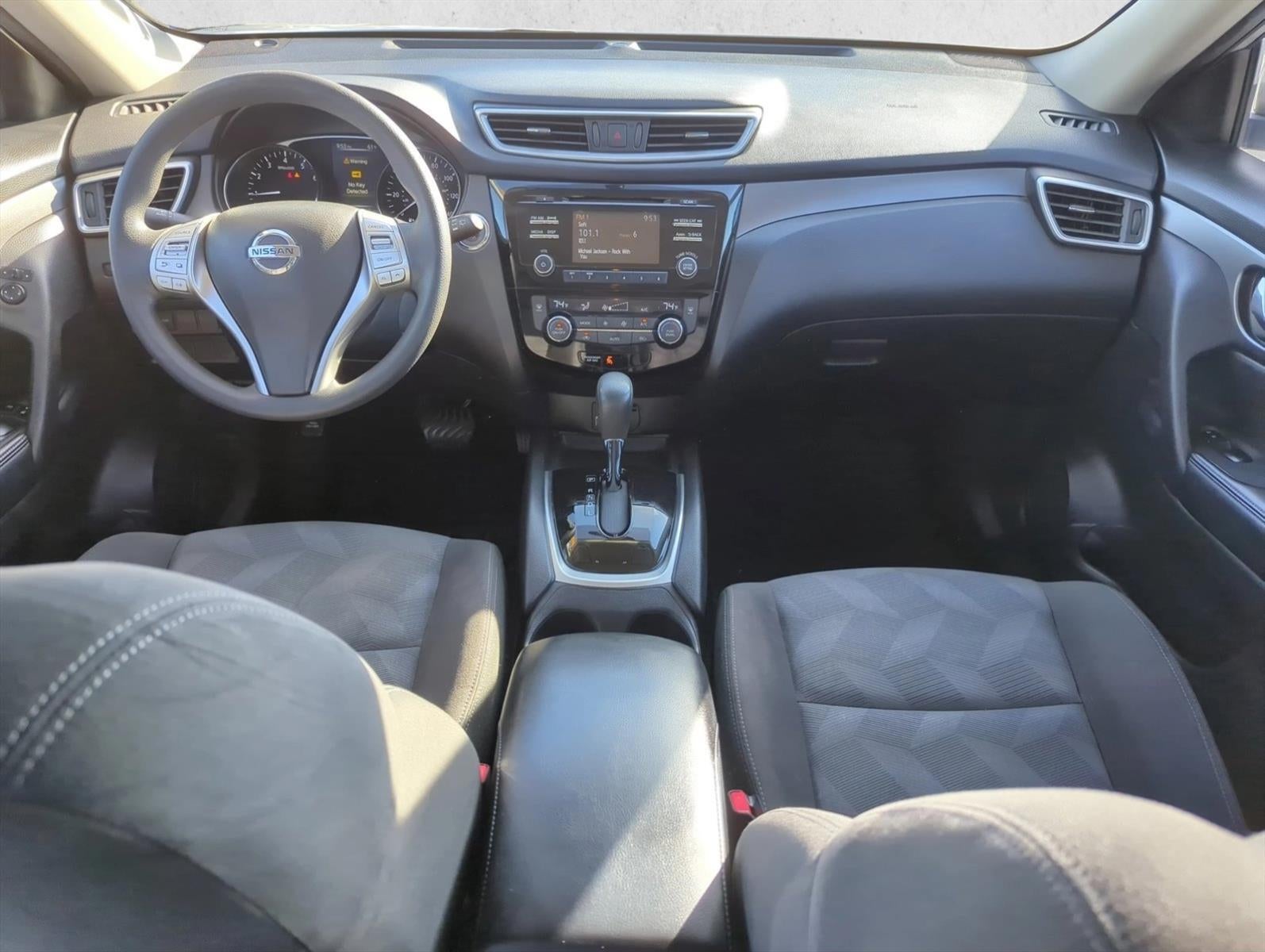 2016 Nissan Rogue FWD 4dr SV