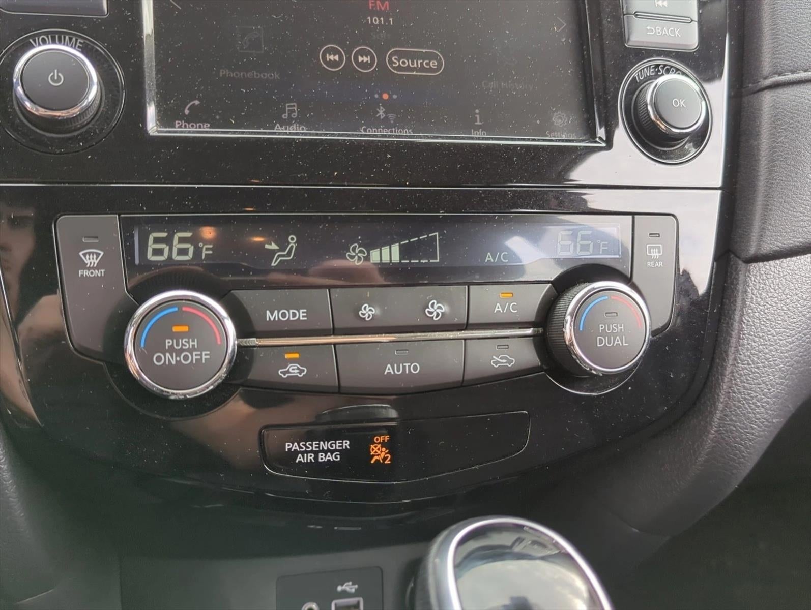 2019 Nissan Rogue FWD SV