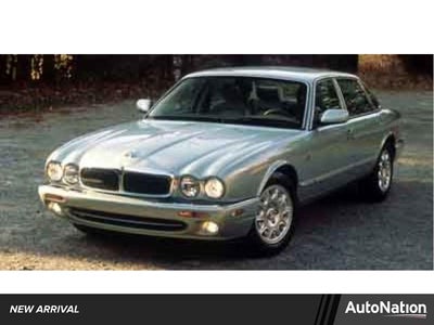 2000 Jaguar XJ Base