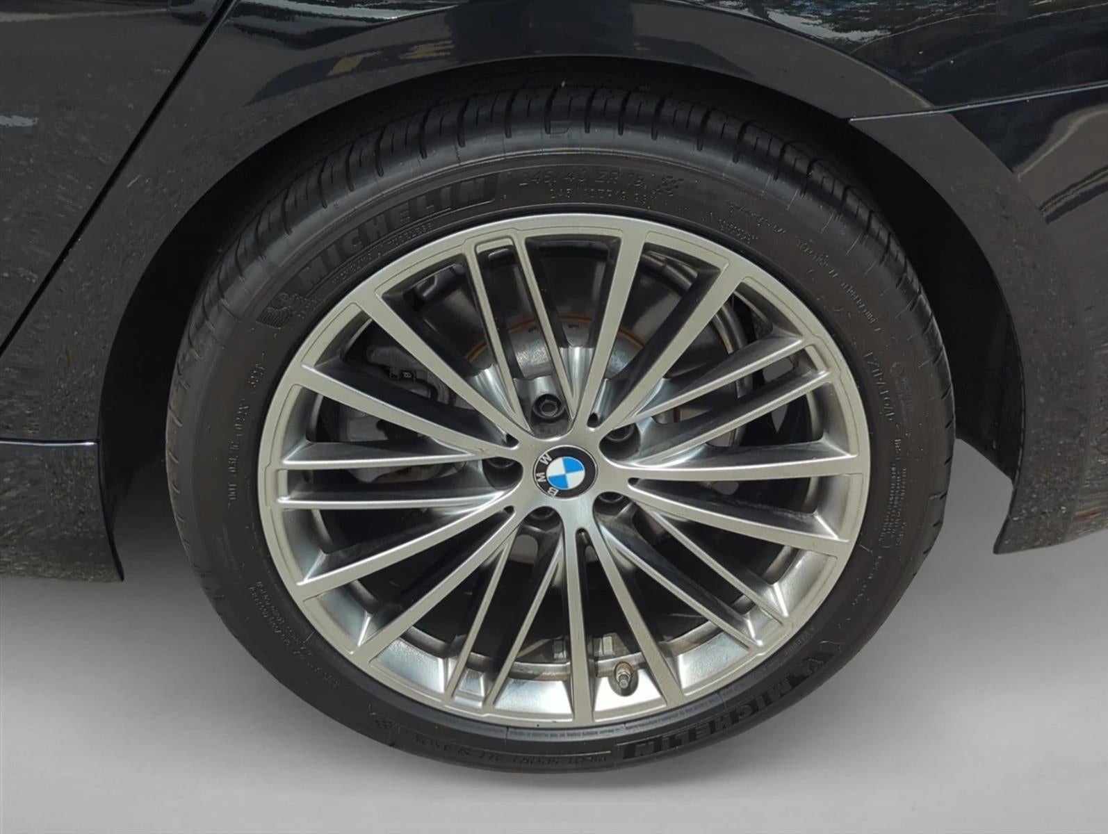 2019 BMW 530i xDrive Sedan