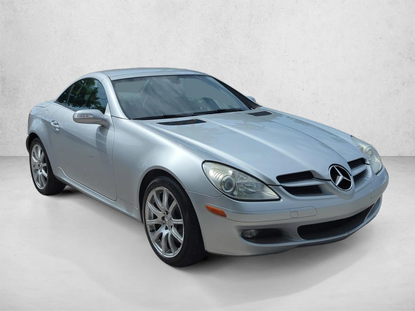 2005 Mercedes-Benz SLK Base