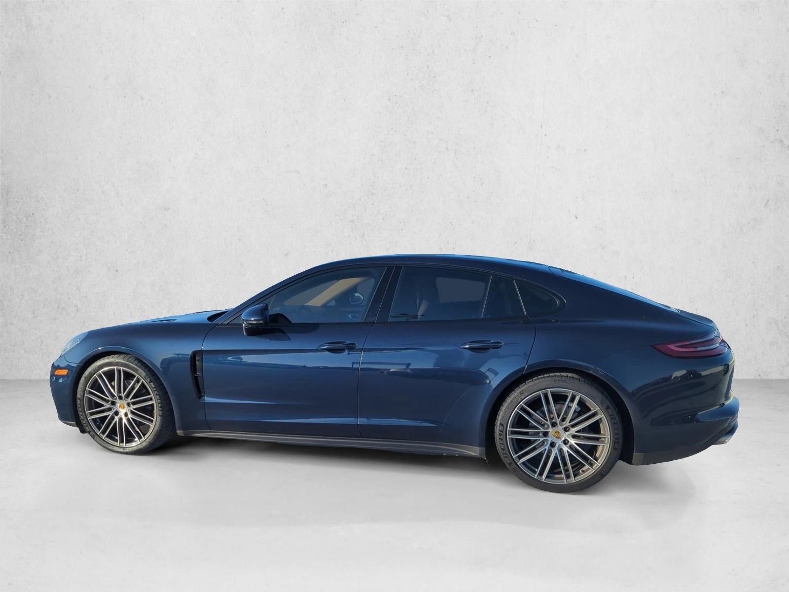 2018 Porsche Panamera 4 AWD