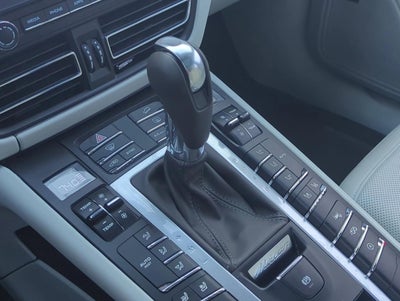 2020 Porsche Macan Turbo AWD