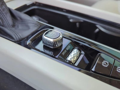 2020 Volvo XC60 T5 FWD Momentum