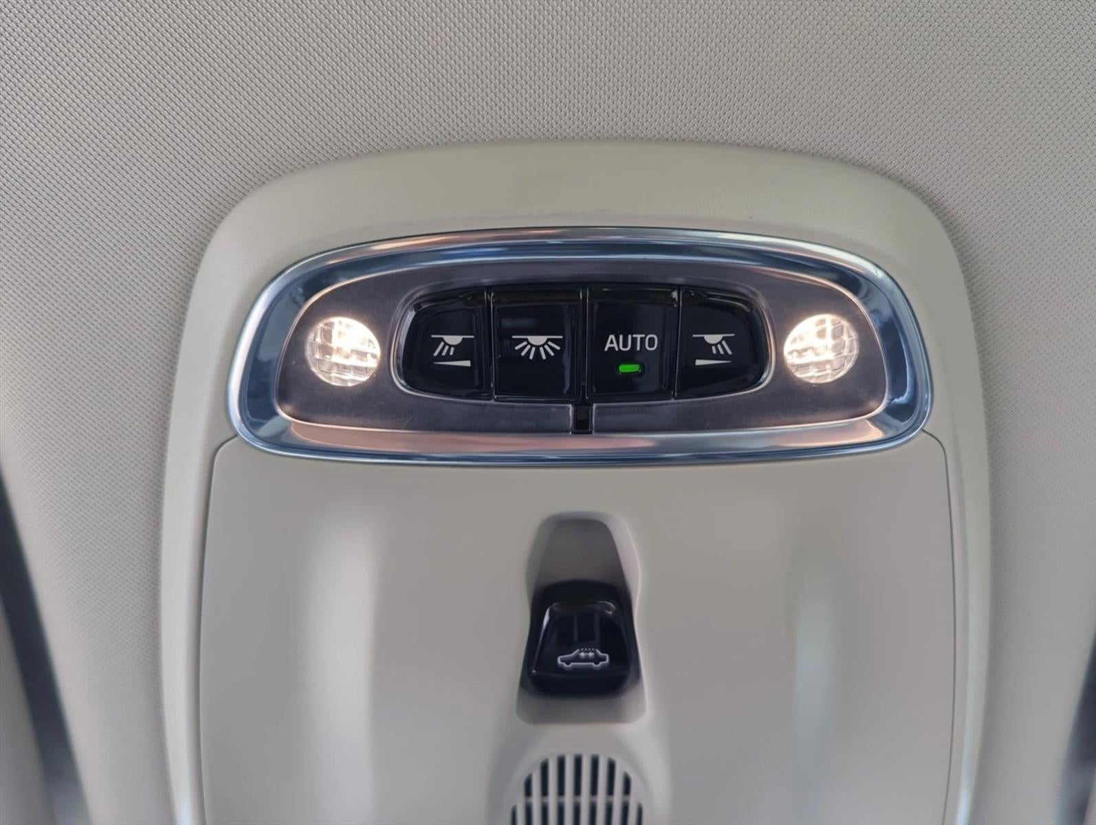 2020 Volvo XC60 T5 FWD Momentum