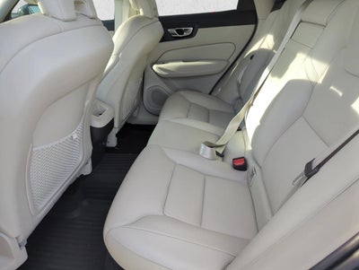 2020 Volvo XC60 T5 FWD Momentum