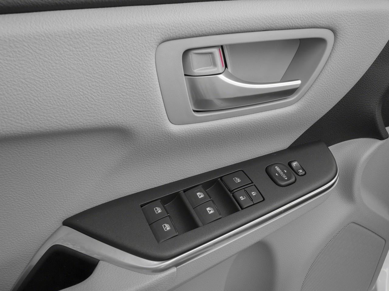 2016 Toyota Camry 4dr Sdn I4 Auto SE (SE)