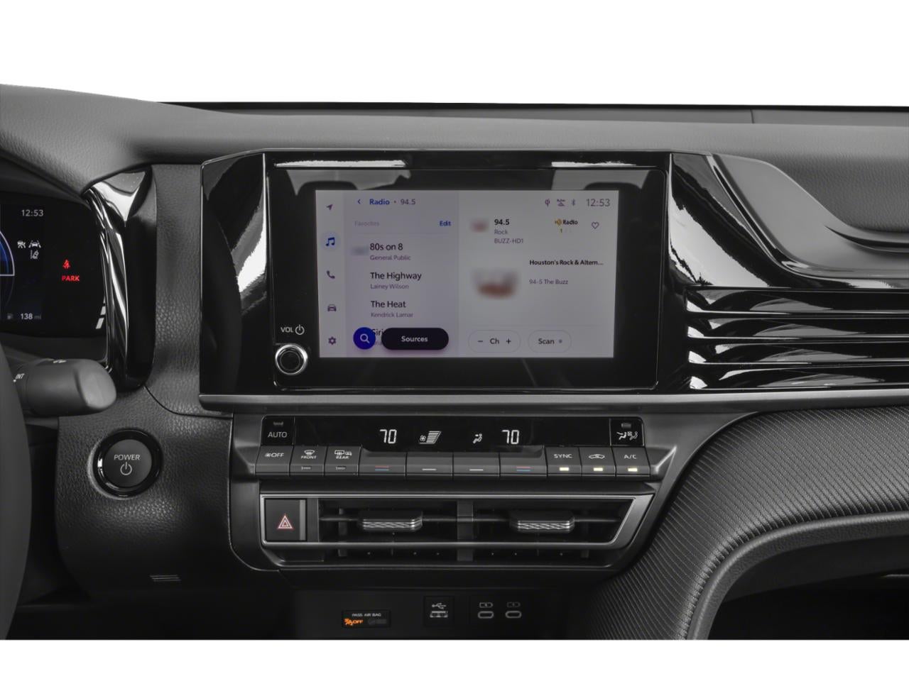 2025 Toyota Camry SE (Natl)