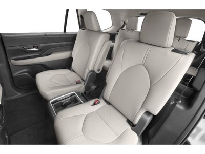 2025 Toyota Grand Highlander Hybrid XLE AWD (Natl)
