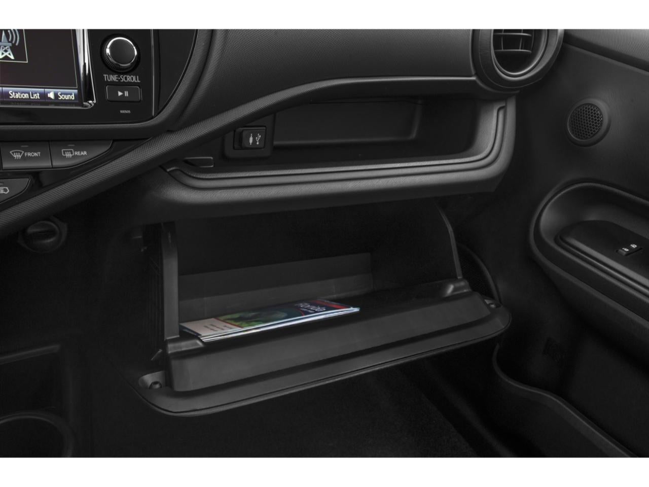 2015 Toyota Prius c 5dr HB Three (SE)