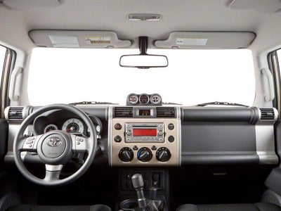 2010 Toyota FJ Cruiser RWD 4dr Auto (Natl)