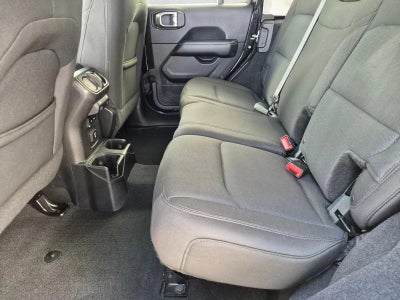 2018 Jeep Wrangler Unlimited Sahara 4x4