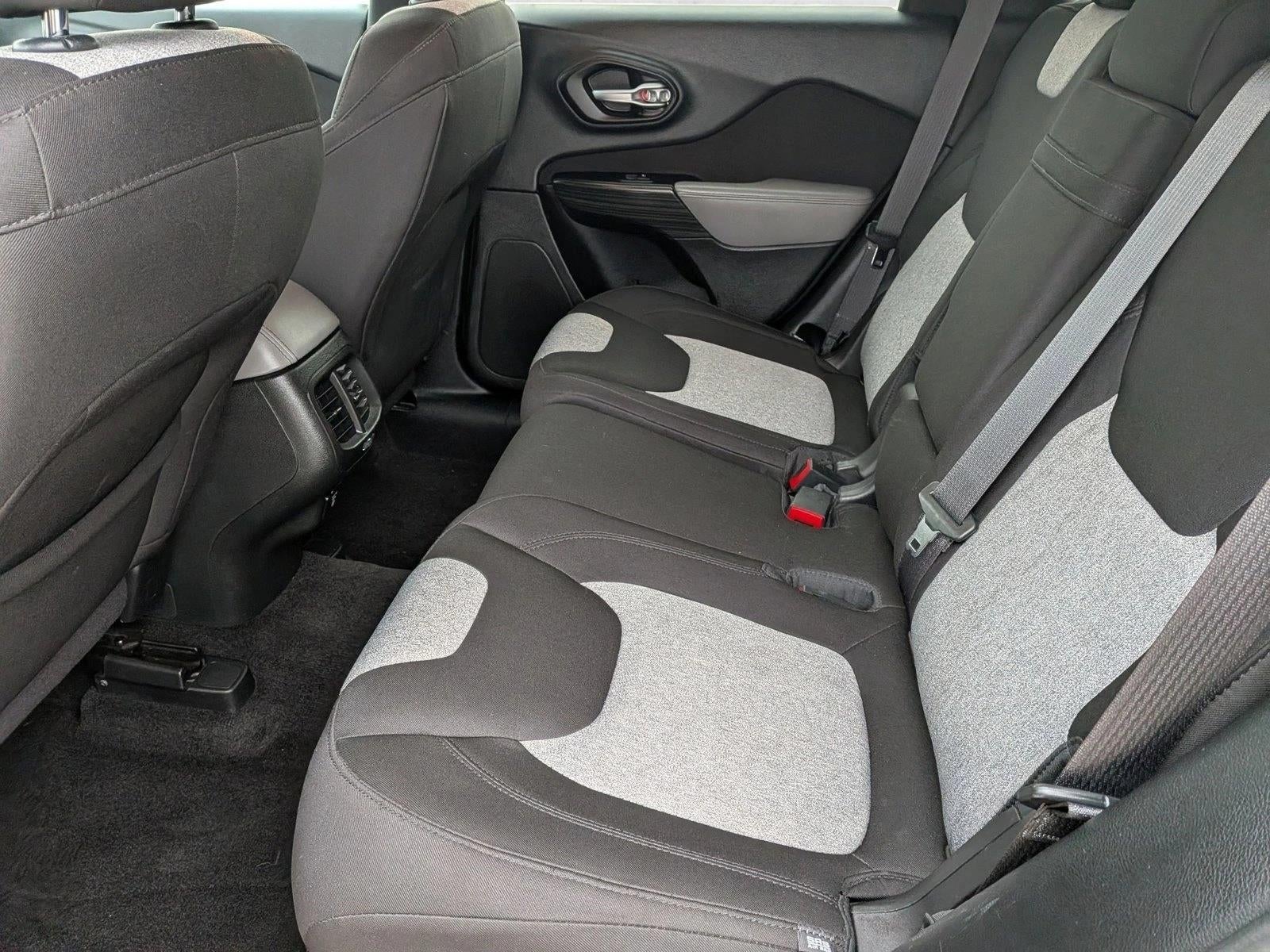 2014 Jeep Cherokee FWD 4dr Latitude