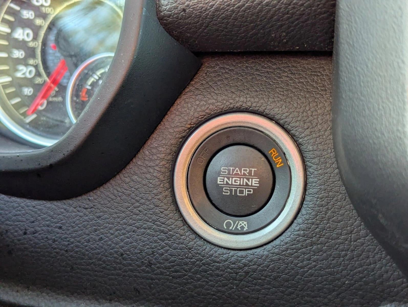 2025 RAM 1500 Laramie 4x4 Crew Cab 5'7" Box