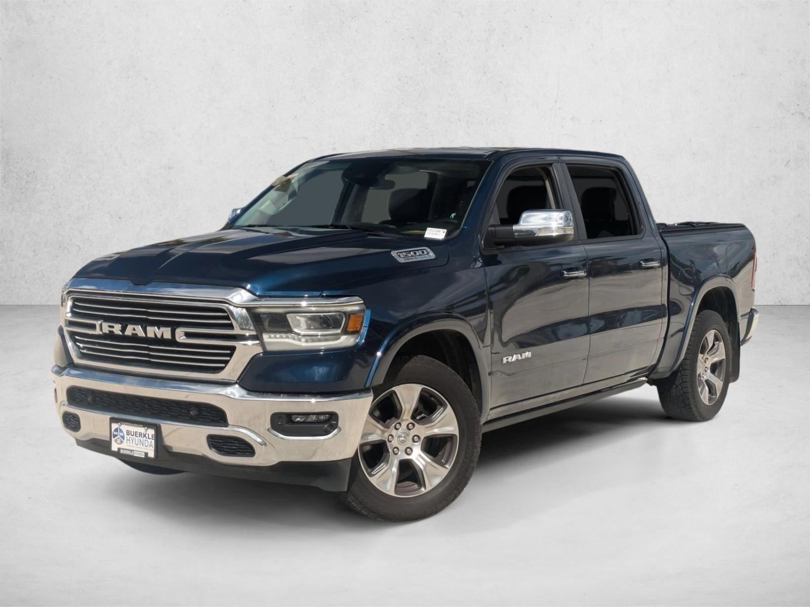 2022 RAM 1500 Laramie 4x4 Crew Cab 5'7" Box