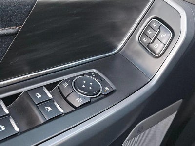 2024 Ford F-150 Lightning LARIAT 4WD SuperCrew 5.5' Box