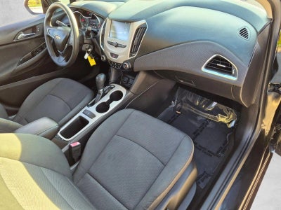 2018 Chevrolet Cruze Sedan LS (Automatic)