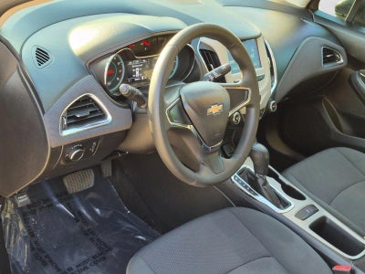 2018 Chevrolet Cruze Sedan LS (Automatic)