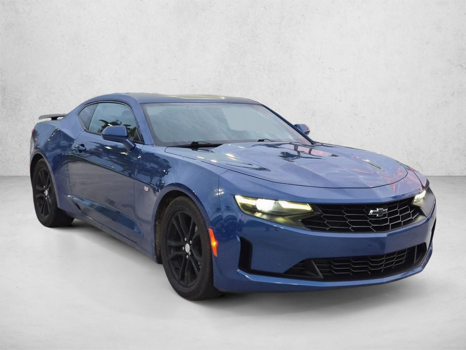 2019 Chevrolet Camaro 2dr Coupe 1LS