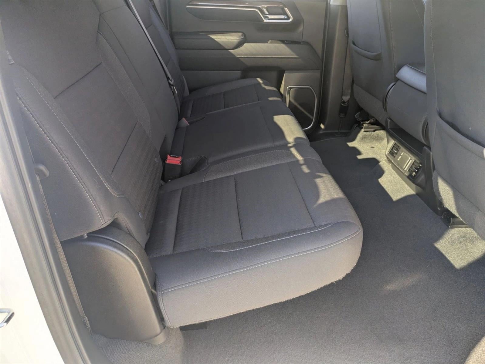 2022 Chevrolet Silverado 1500 Crew Cab Short Box 2-Wheel Drive LT