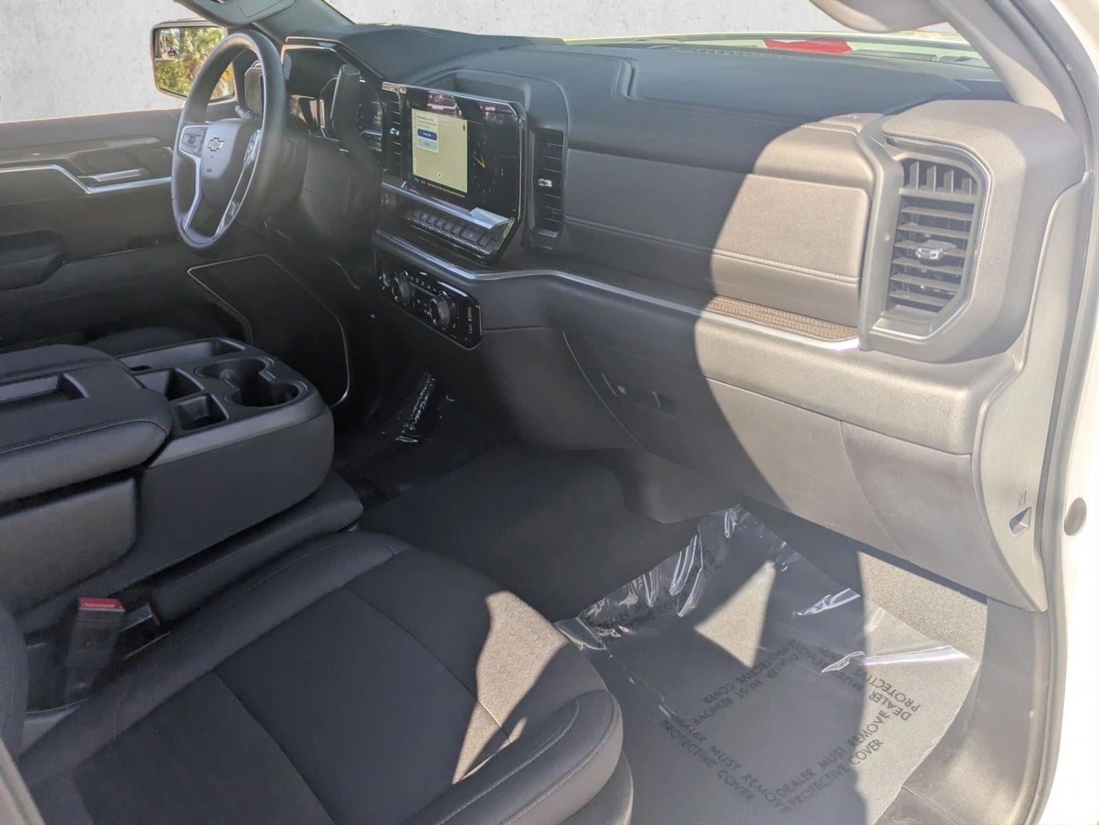 2022 Chevrolet Silverado 1500 Crew Cab Short Box 2-Wheel Drive LT