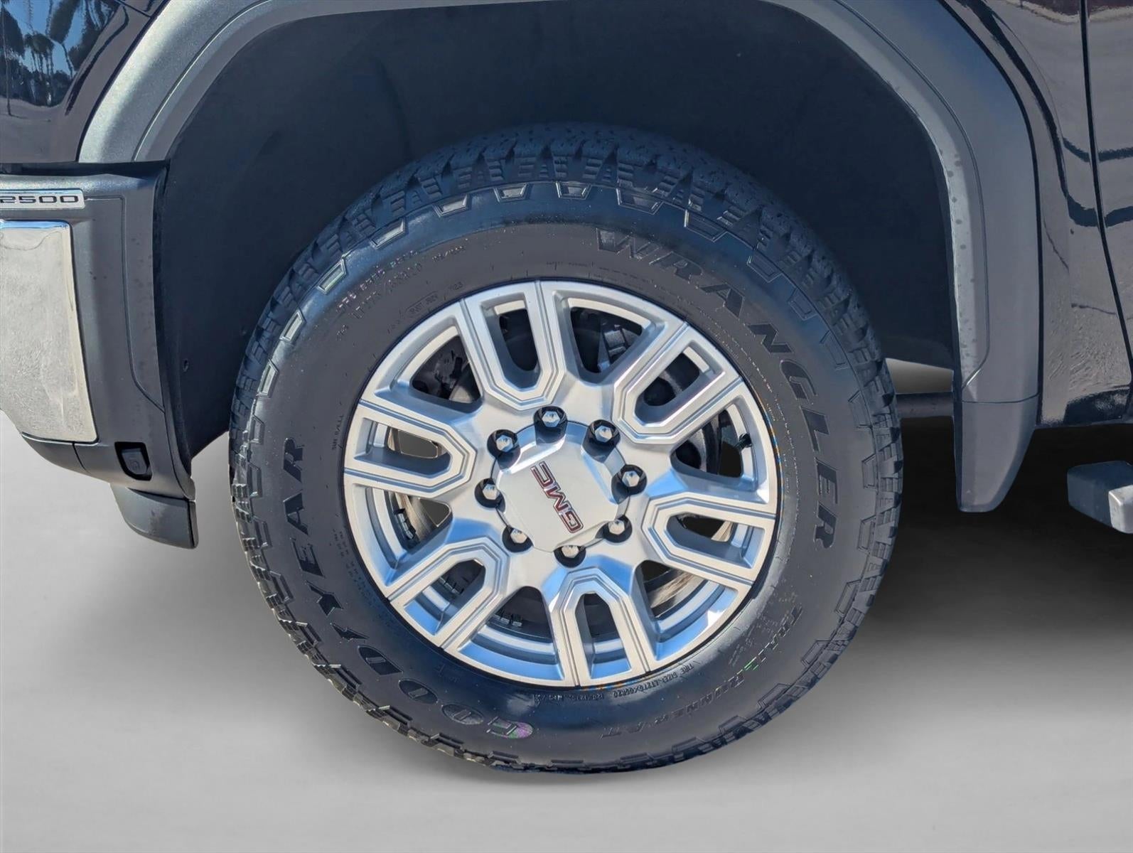 2024 GMC Sierra 2500 HD Double Cab Standard Box 4-Wheel Drive SLE