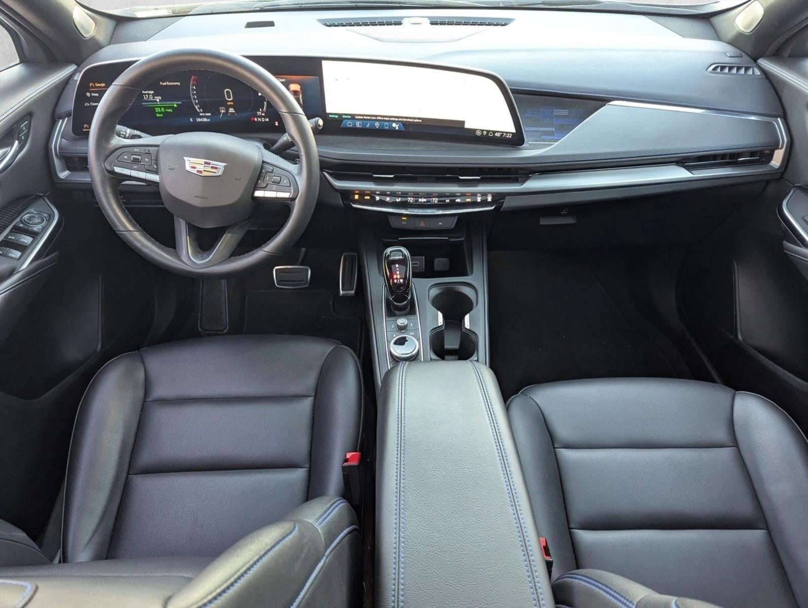 2024 Cadillac XT4 FWD 4dr Sport