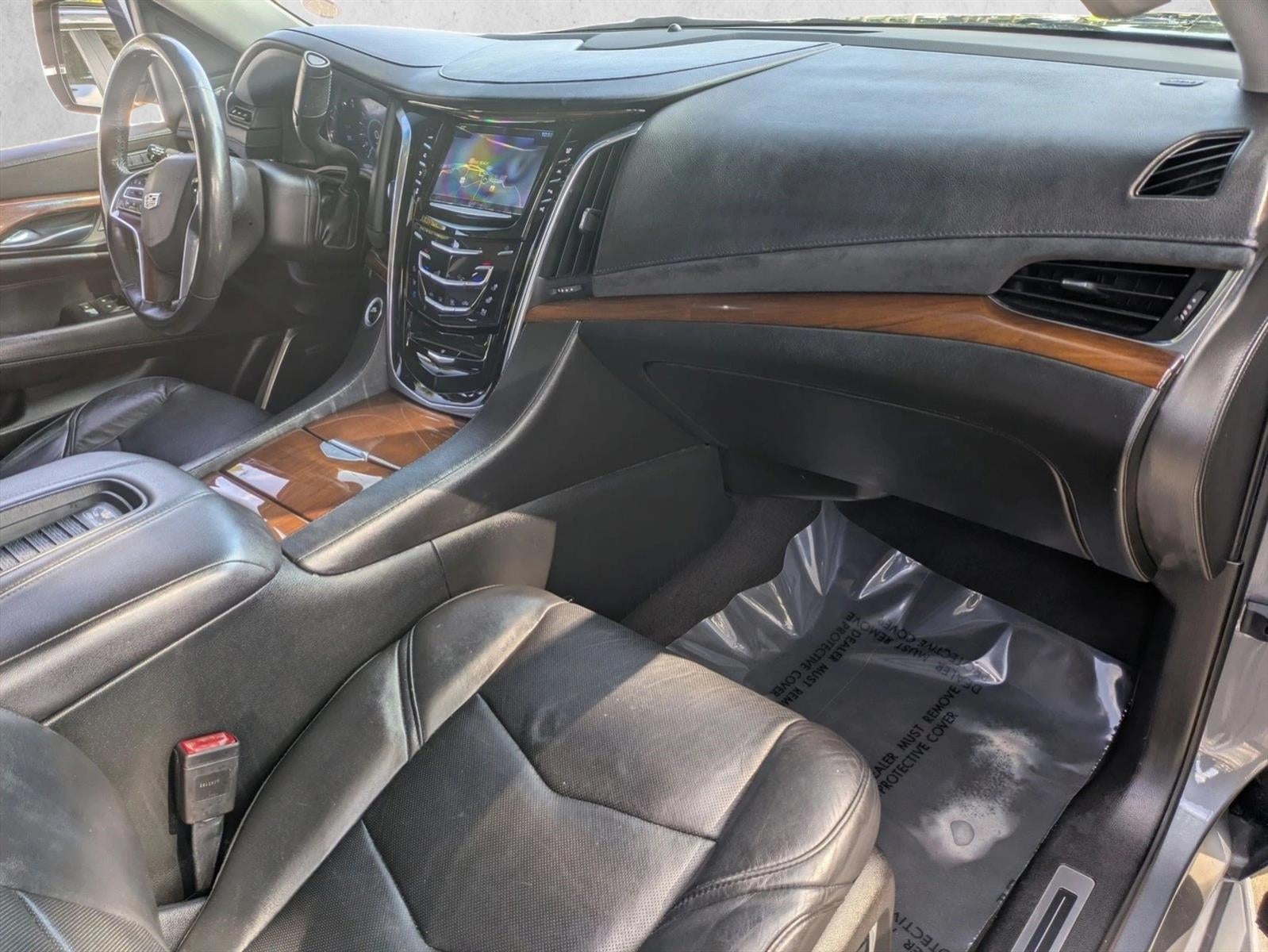 2019 Cadillac Escalade ESV RWD Luxury