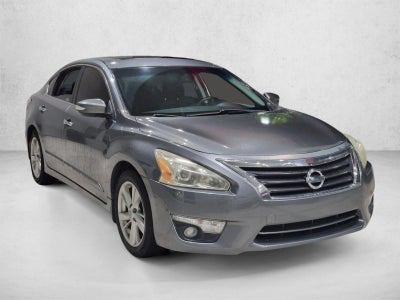 2014 Nissan Altima 4dr Sdn I4 2.5 SV