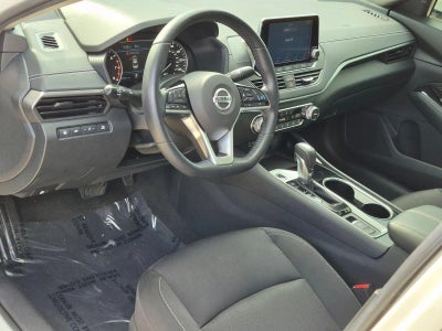 2020 Nissan Altima 2.5 SV Sedan