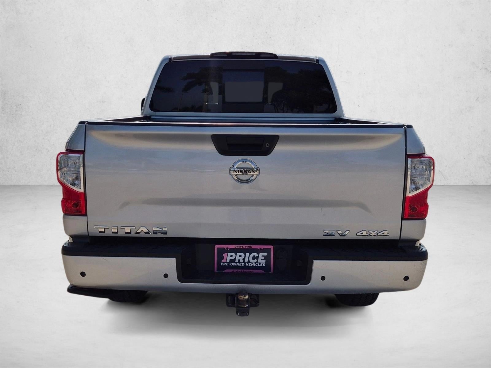 2020 Nissan Titan 4x4 Crew Cab SV