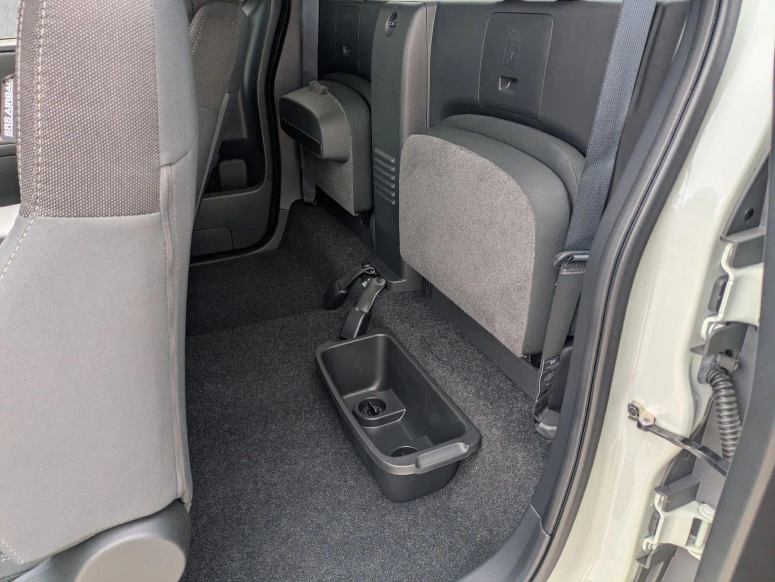 2024 Nissan Frontier King Cab 4x2 SV