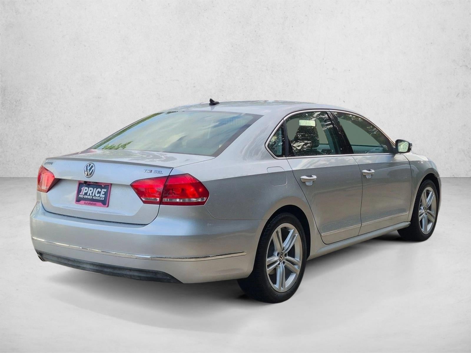 2015 Volkswagen Passat 4dr Sdn 1.8T Auto SEL Premium