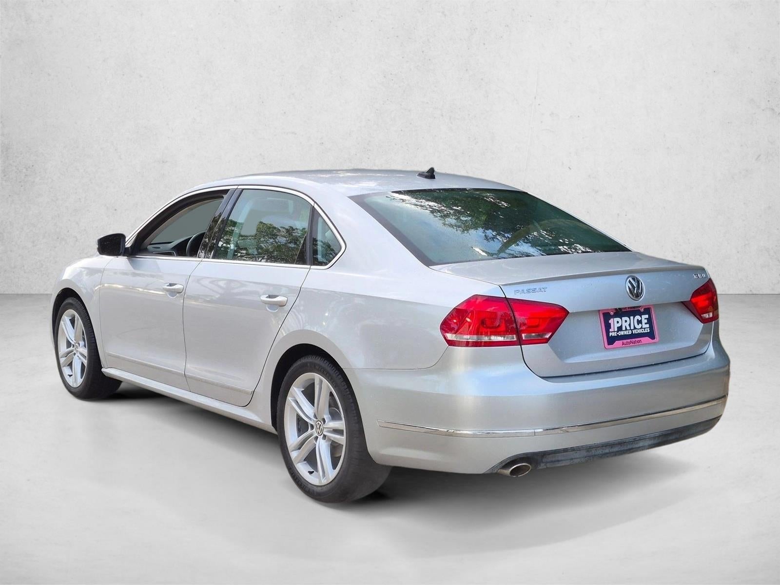 2015 Volkswagen Passat 4dr Sdn 1.8T Auto SEL Premium