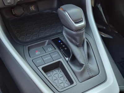 2023 Toyota RAV4 XLE Premium FWD (Natl)