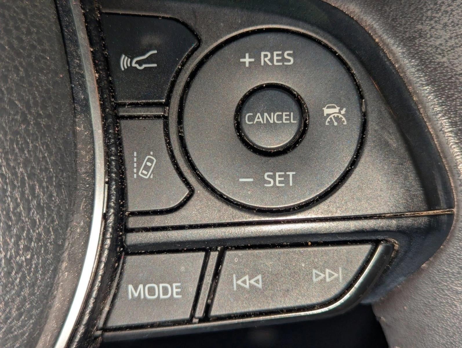 2019 Toyota RAV4 XLE Premium FWD (Natl)