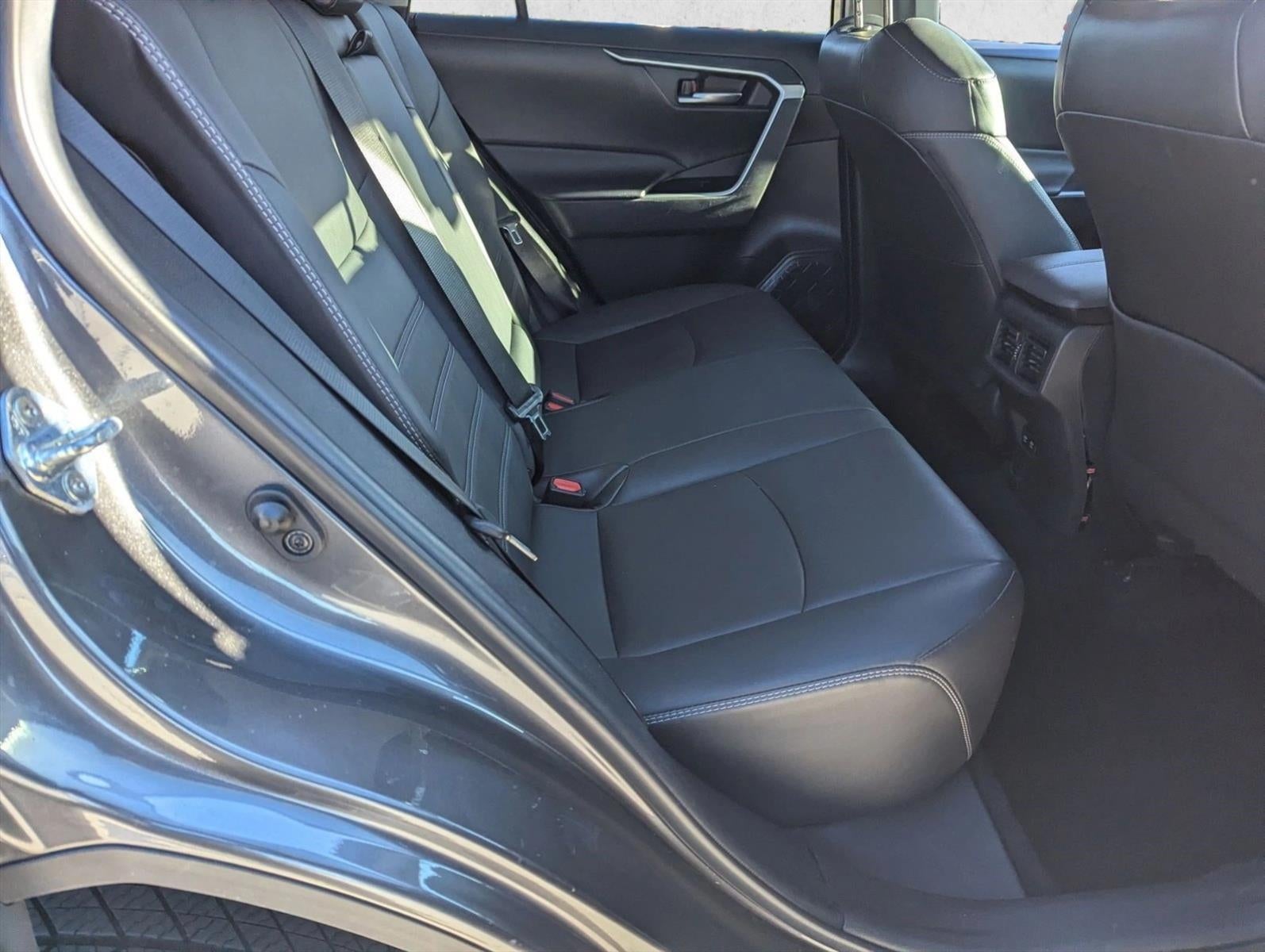 2021 Toyota RAV4 XLE Premium FWD (Natl)