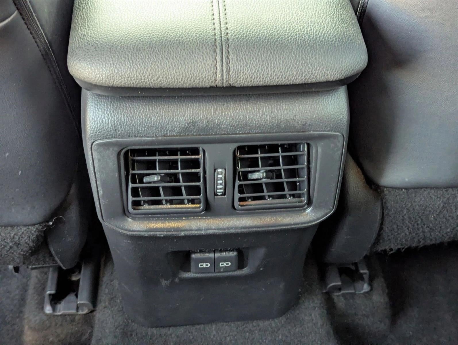 2022 Toyota RAV4 XLE Premium FWD (Natl)