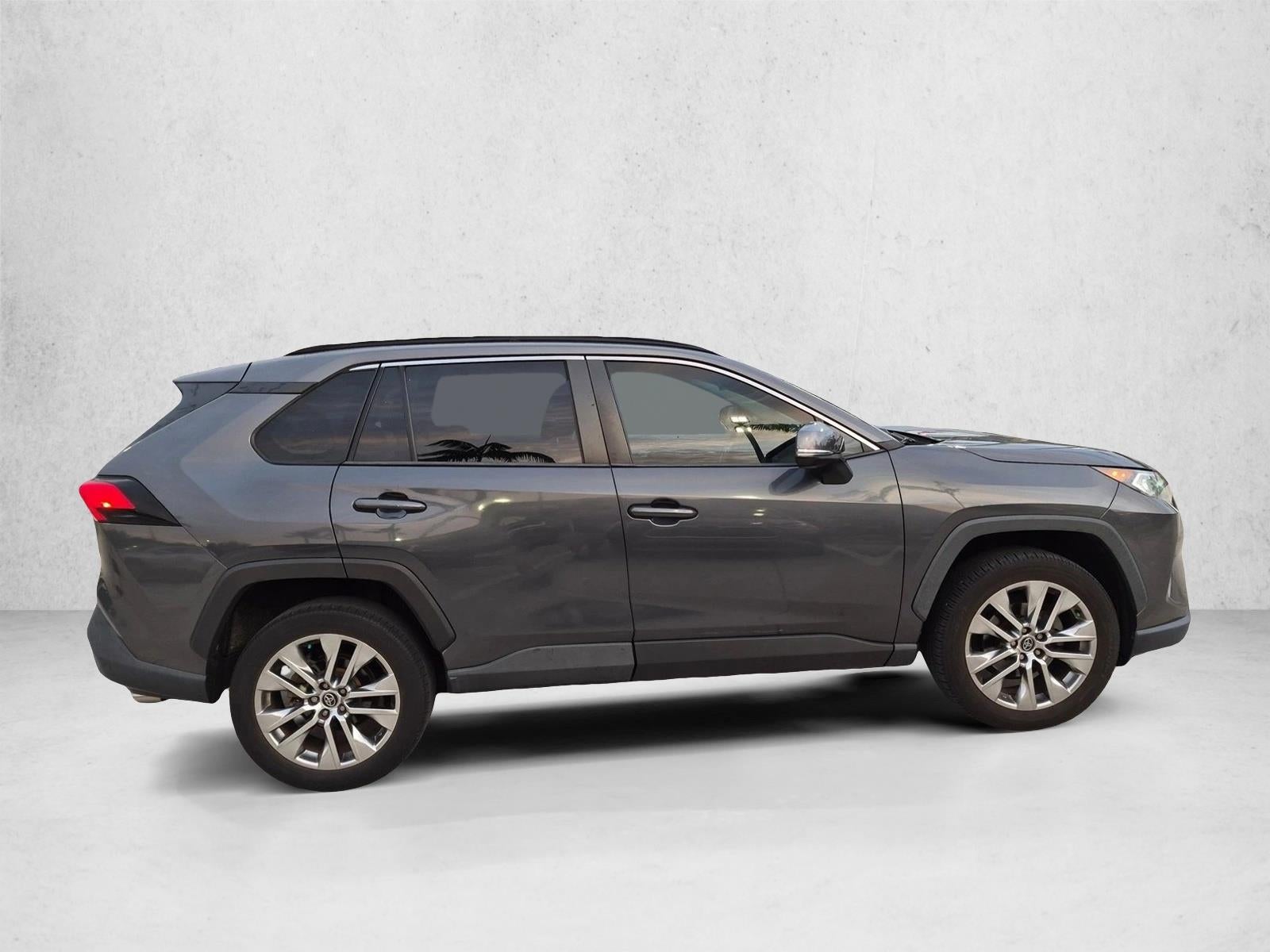 2020 Toyota RAV4 XLE Premium FWD (Natl)