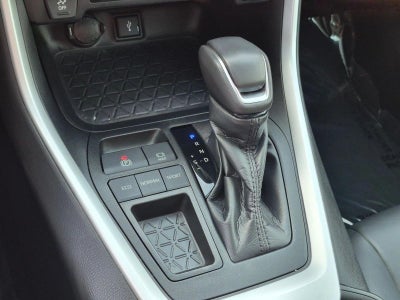 2021 Toyota RAV4 XLE Premium FWD (Natl)