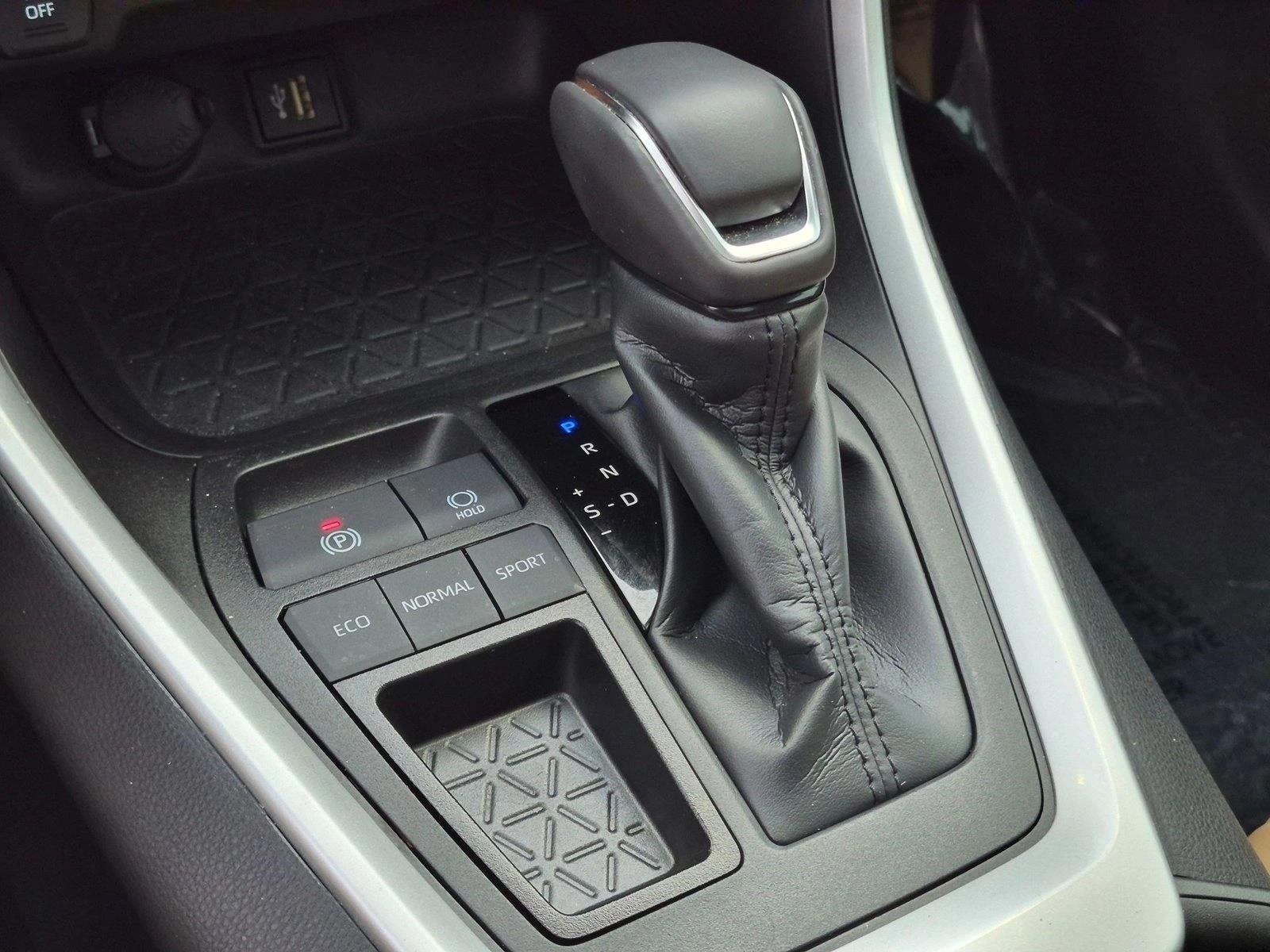 2023 Toyota RAV4 XLE Premium FWD (Natl)