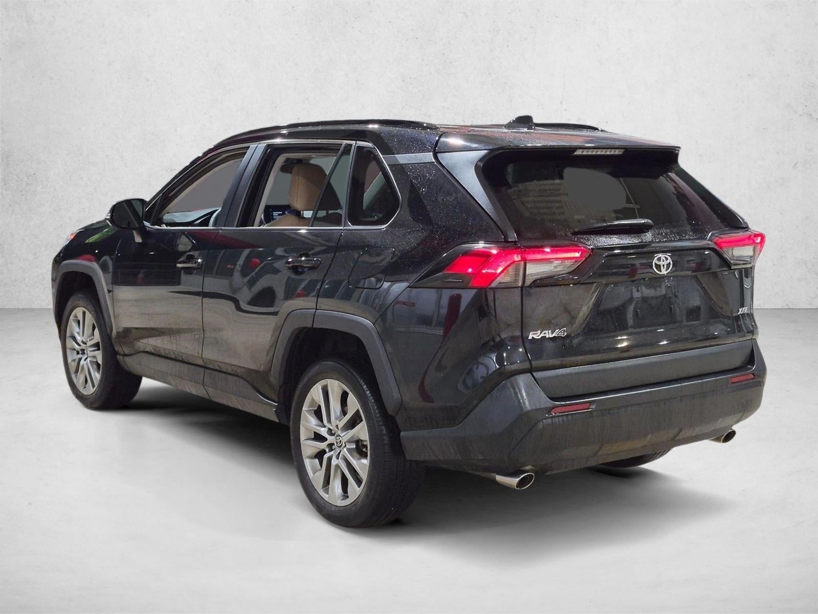2023 Toyota RAV4 XLE Premium FWD (Natl)