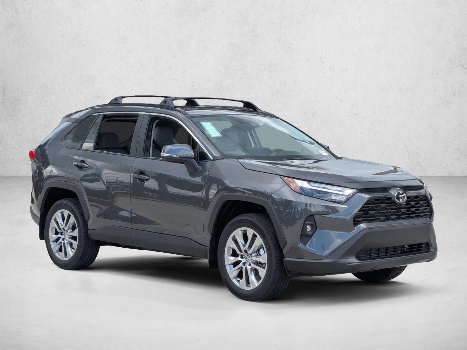 2025 Toyota RAV4 XLE Premium FWD (Natl)